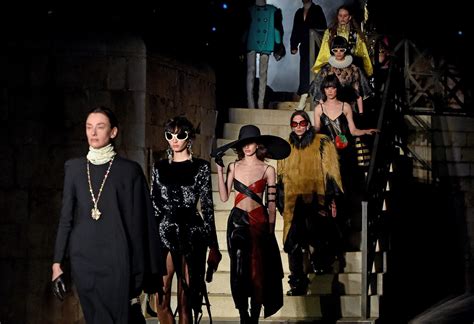 gucci castel del monte video|castel del monte fashion show.